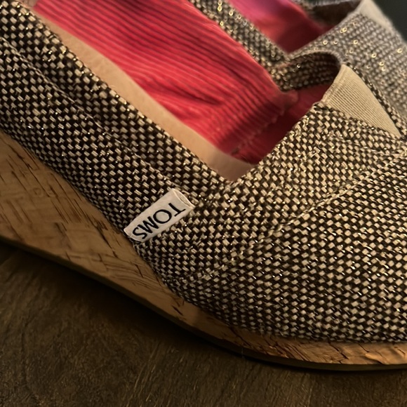 TOMS, wedge cork heels, size 8.5 - Picture 7 of 12